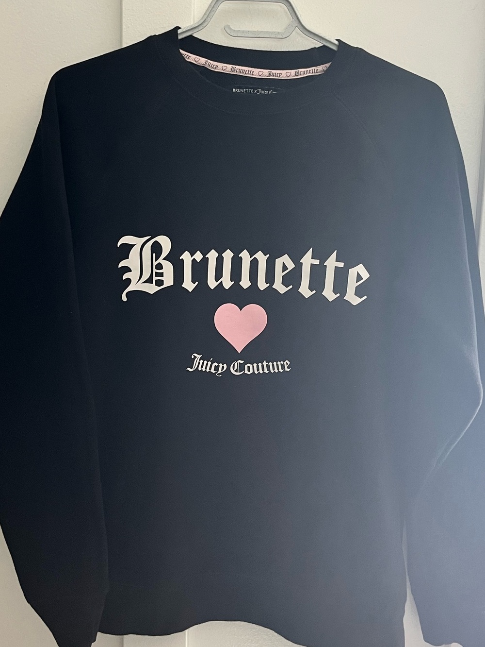 BRUNETTE THE LABEL/JUICY COUTURE CREWNECK